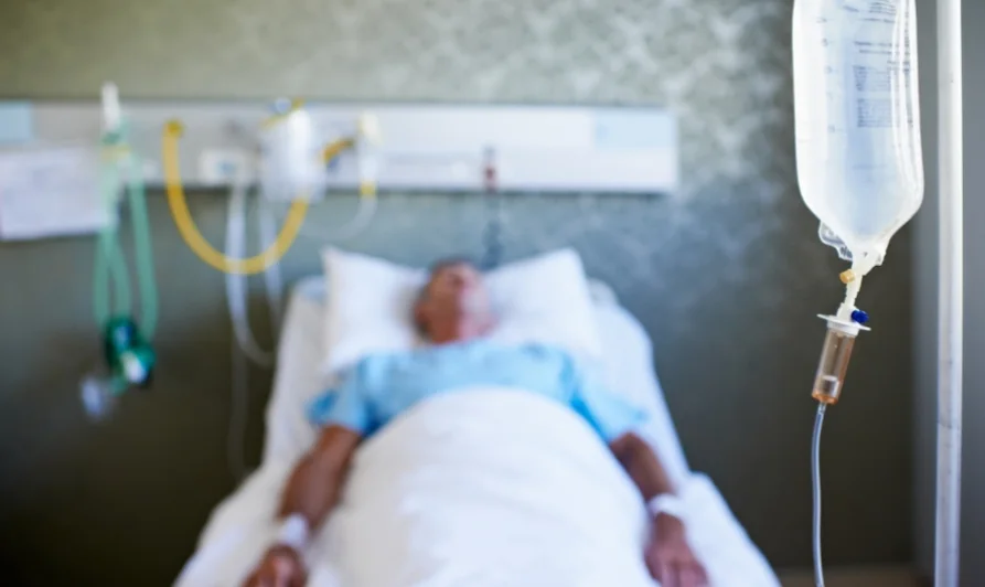 Bărbat de 46 de ani din Murgeni, internat la Spitalul din Bârlad cu suspiciune de botulism
